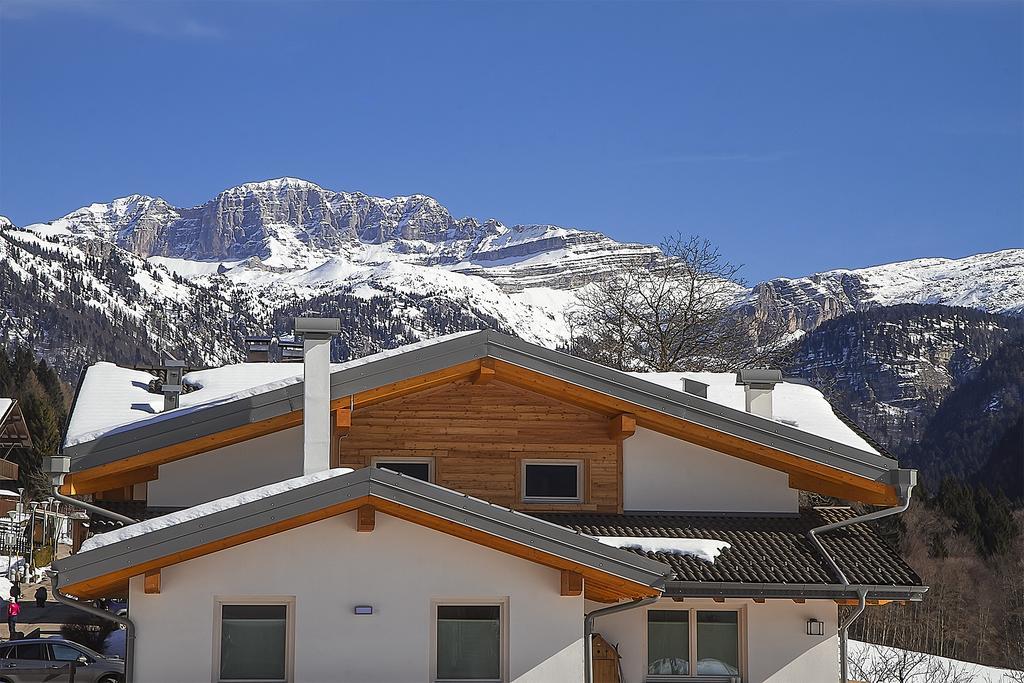 Dolomiti Di Brenta House 2 Villa Madonna di Campiglio Exterior photo